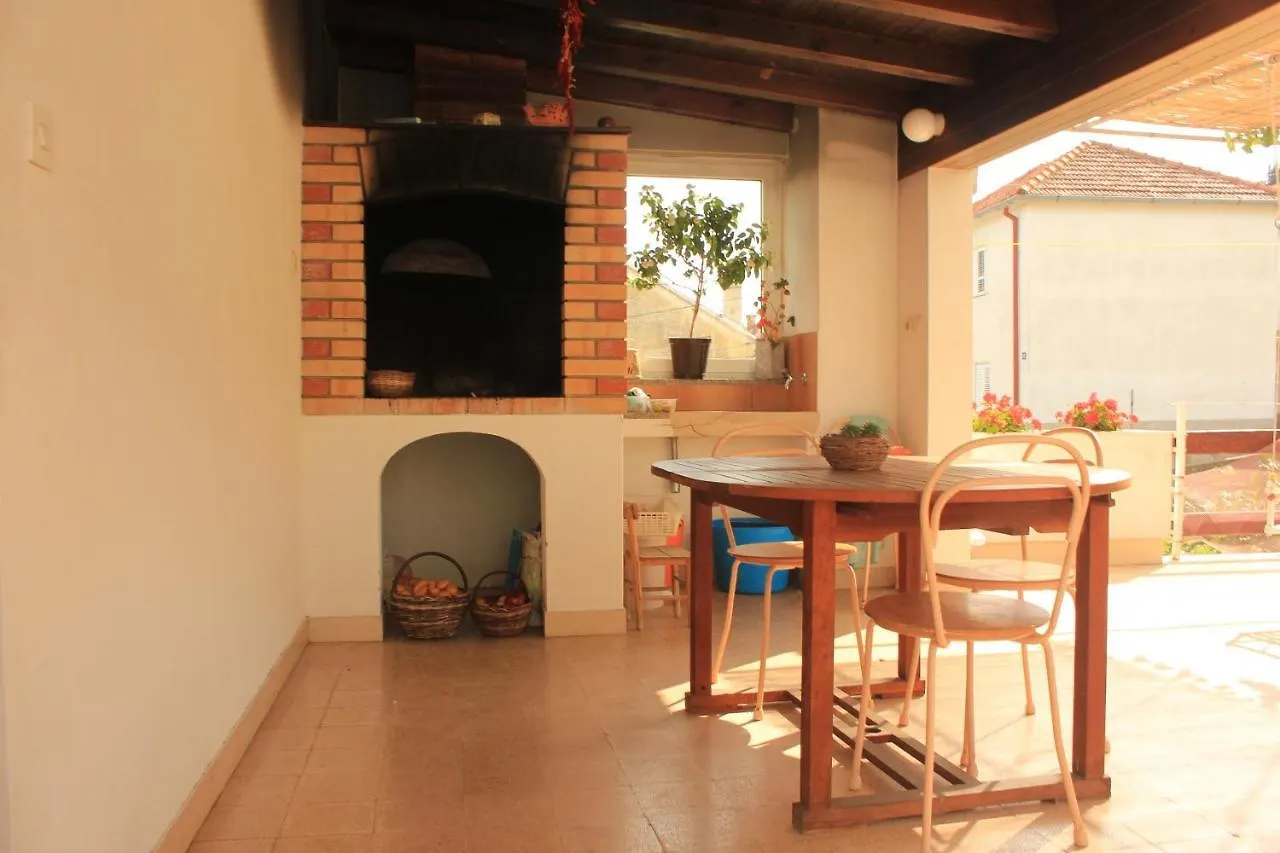 Apartments By The Sea Kali, Ugljan - 8503 كالي