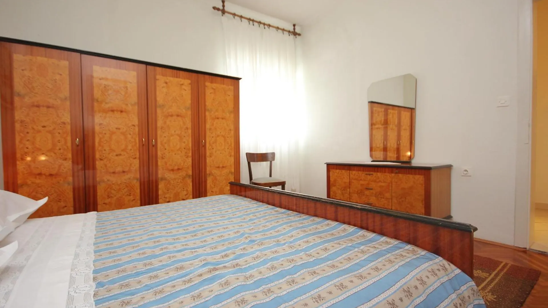 Apartments By The Sea Kali, Ugljan - 8503